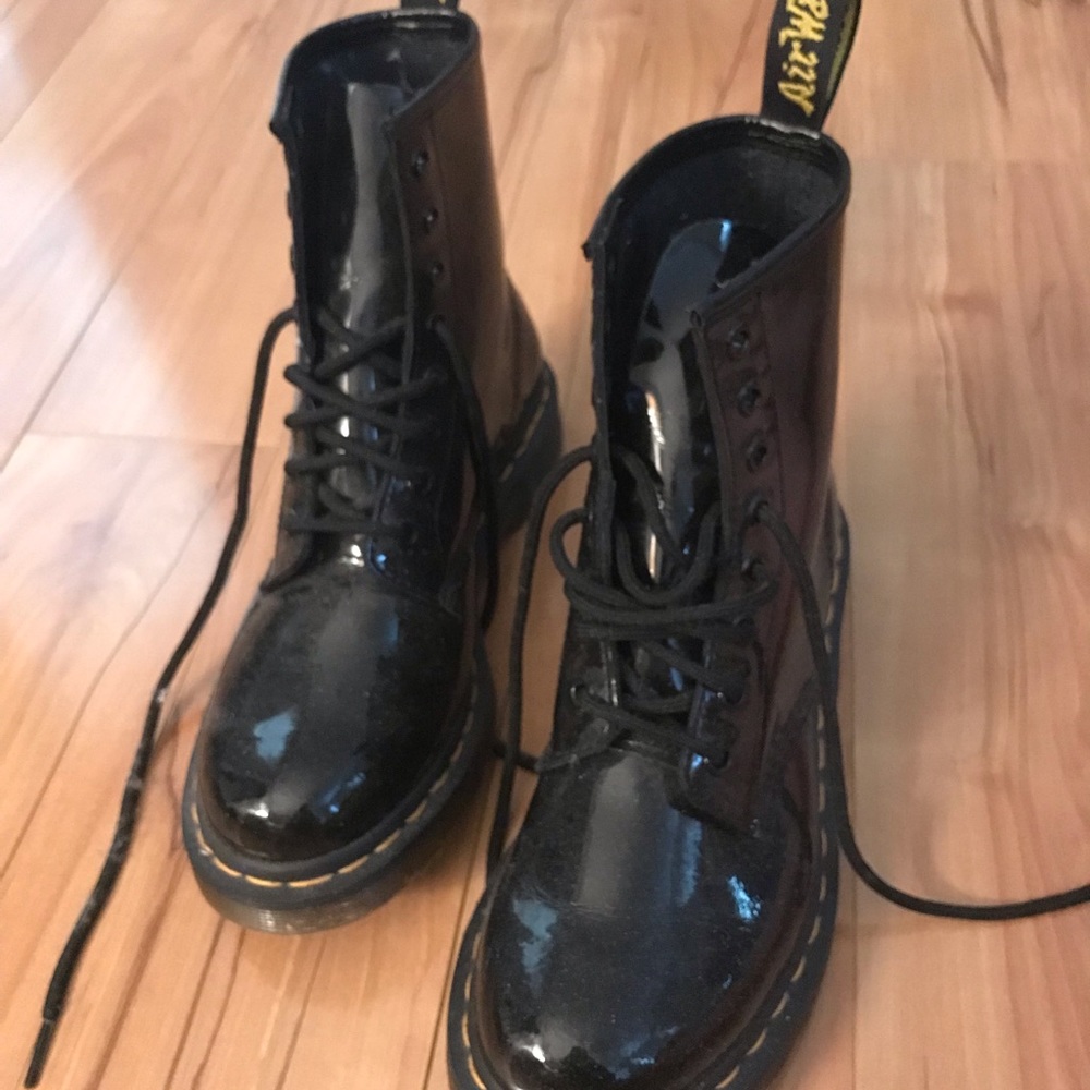 Black vinyl dr martens